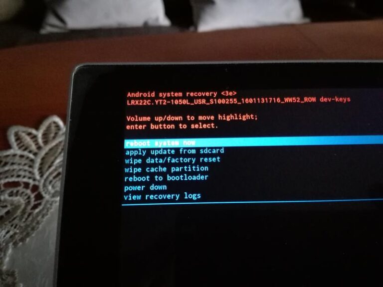 Jak skutecznie znaleźć opcje recovery w laptopach Lenovo?