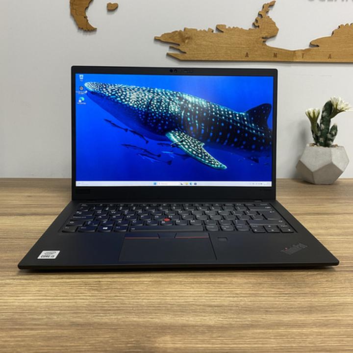 Podłączenie mikrofonu do laptopa